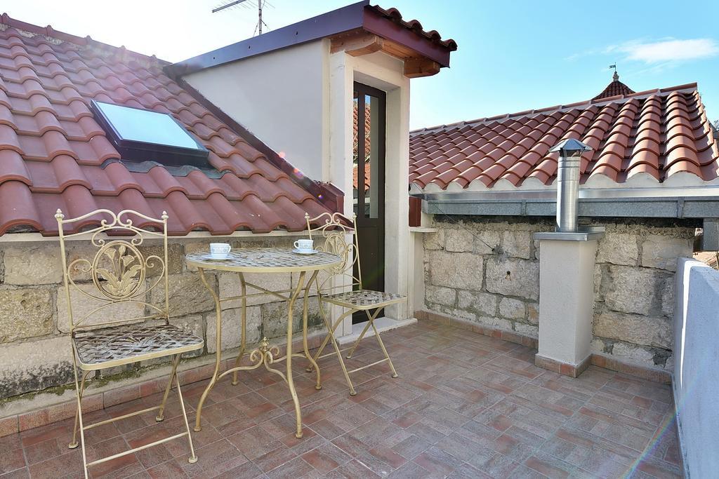 אומיס Apartments Mirabella חדר תמונה