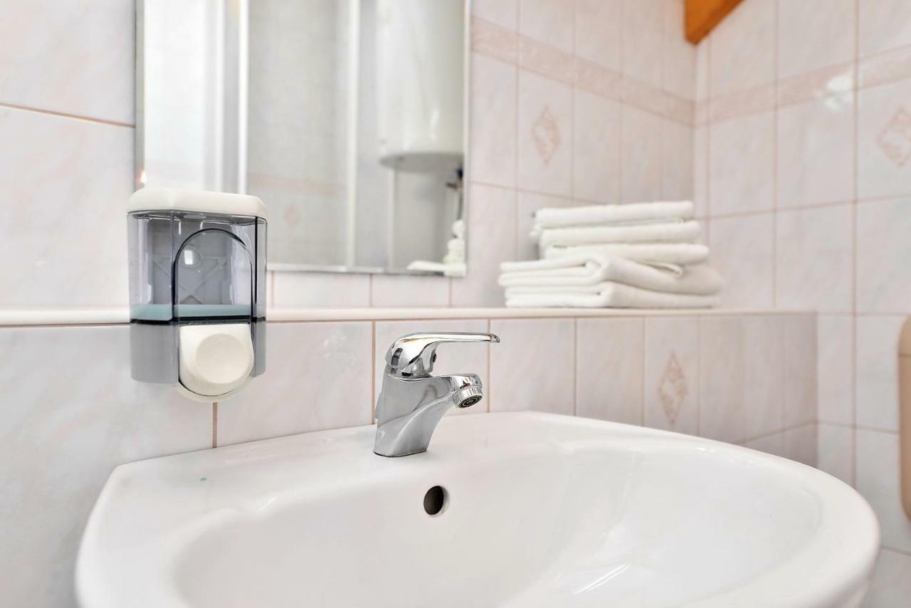 אומיס Apartments Mirabella חדר תמונה