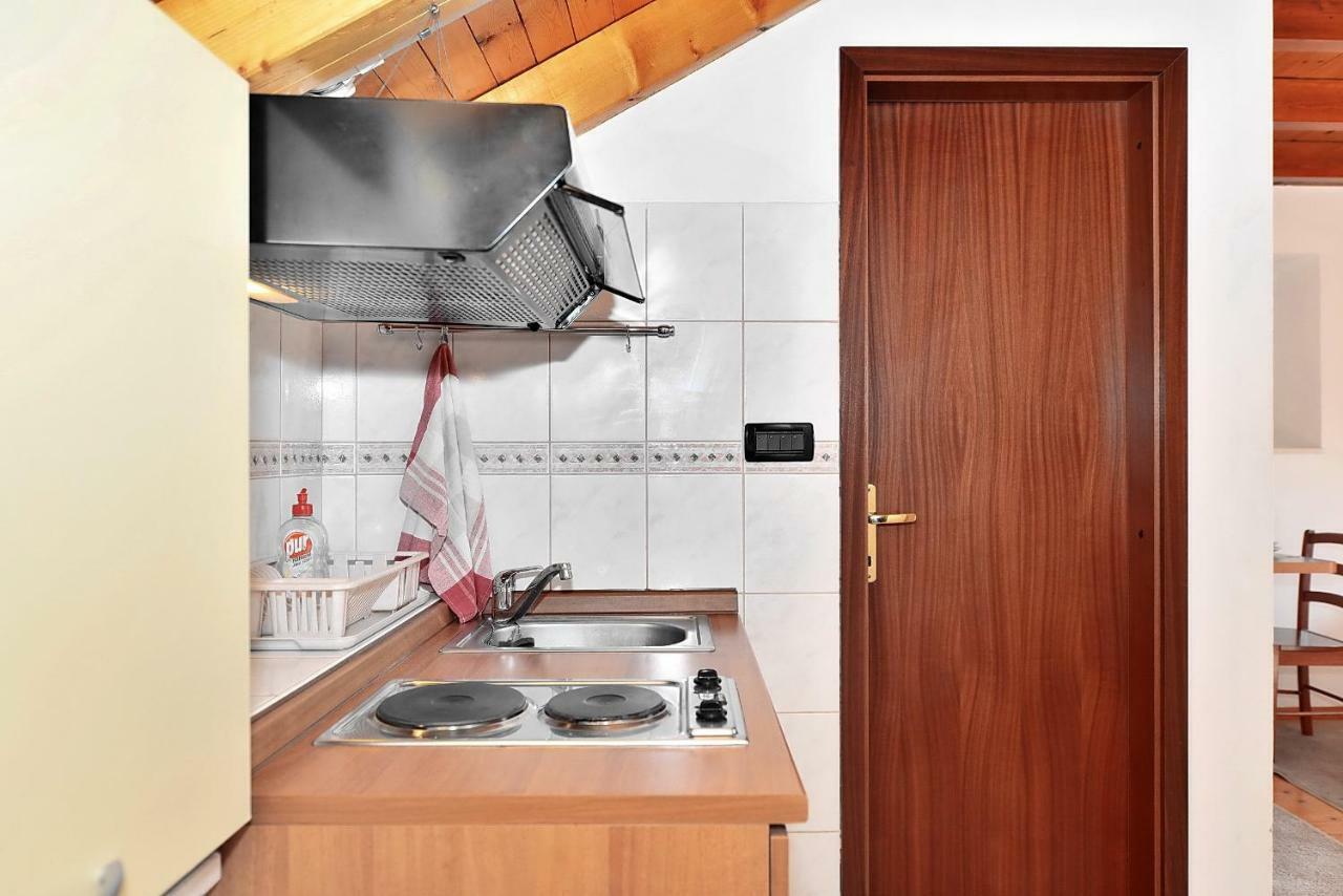 אומיס Apartments Mirabella מראה חיצוני תמונה